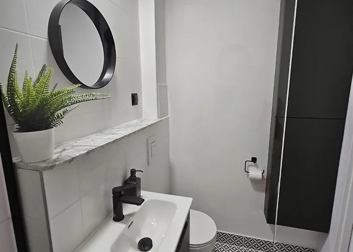 Pistachio Old Town *