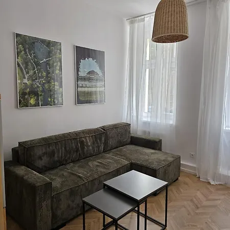 Pistachio Old Town 아파트 *