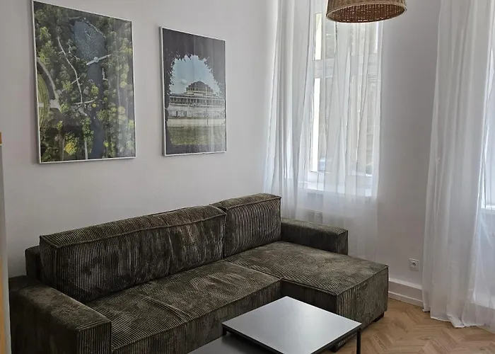 Pistachio Old Town Apartment *